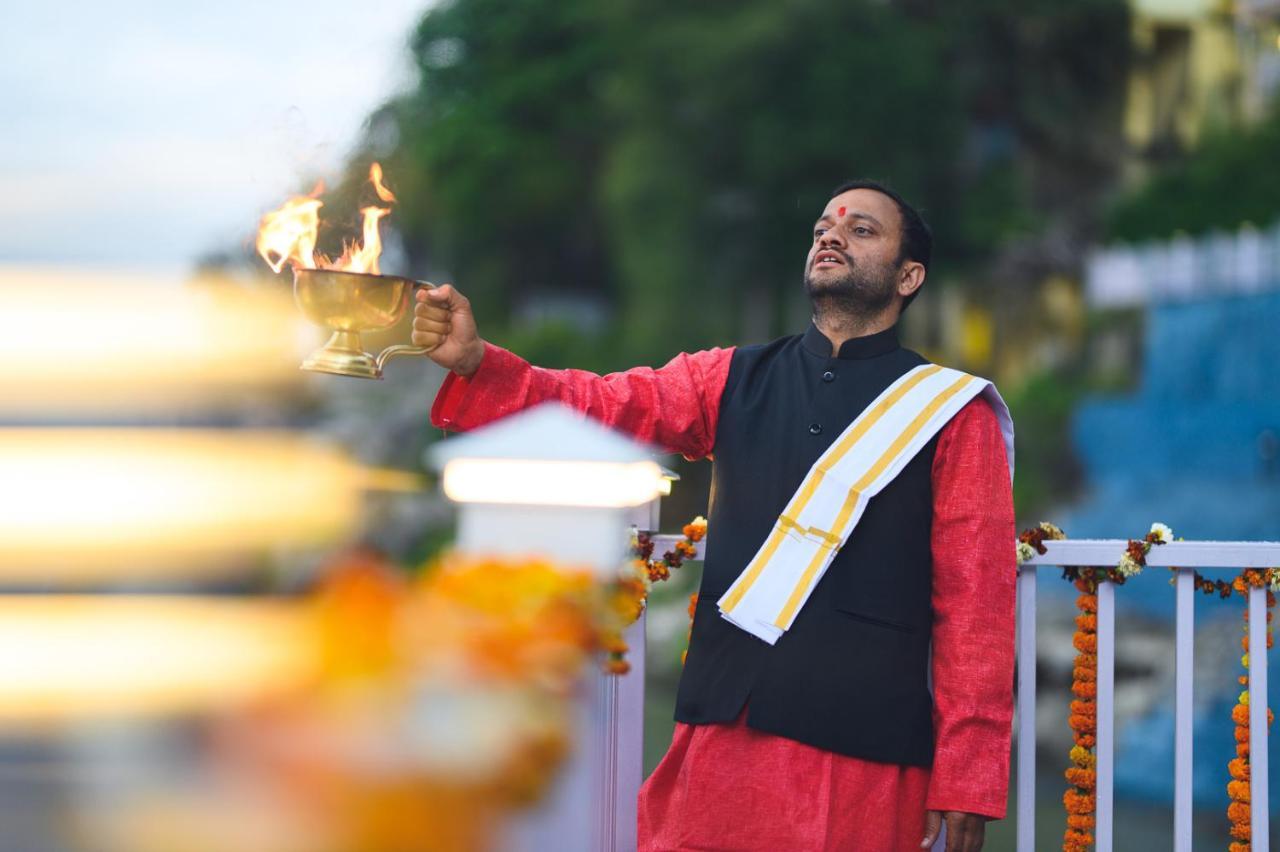 Lemon Tree Premier, Rishikesh Hotel Kültér fotó